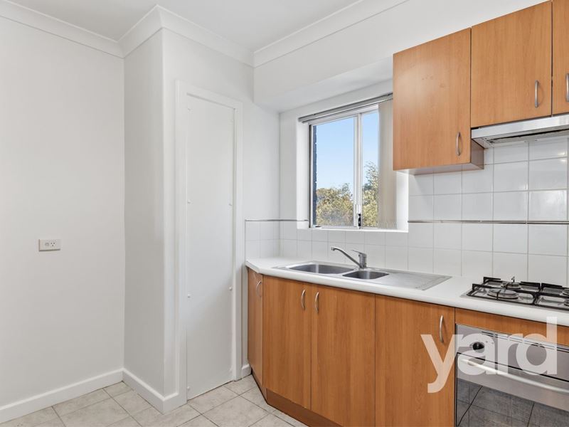 13/15 Friar John Way, Coolbellup WA 6163