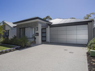 11 Larapinta Parkway, Wanneroo WA 6065