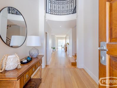 21 Erins Isle, Dudley Park WA 6210