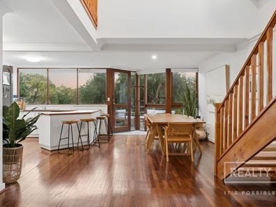 82 Chrysostom Street, Trigg WA 6029