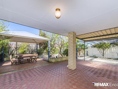 11 Lambertia Crescent, High Wycombe WA 6057