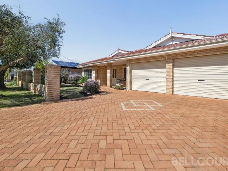 38 Newcomen Road, Stirling WA 6021