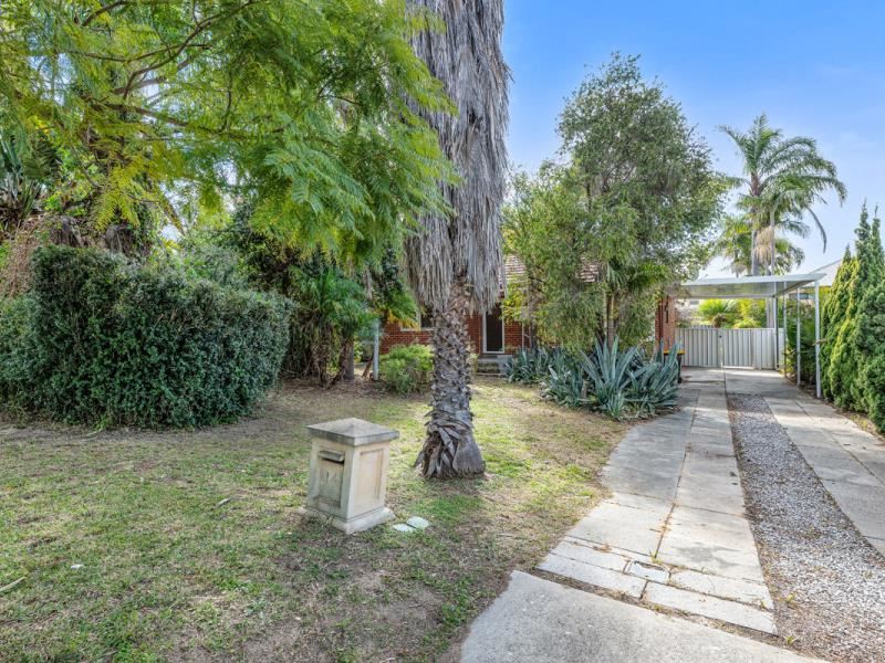 14 Charles Street, Karrinyup WA 6018