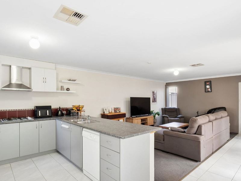 22 Cardowan Drive, Ellenbrook WA 6069
