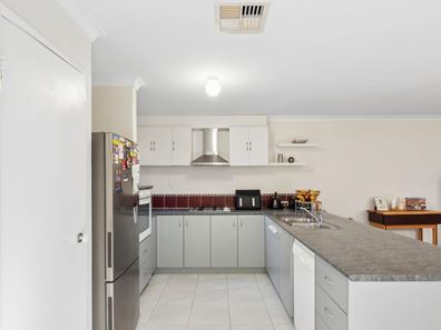 22 Cardowan Drive, Ellenbrook WA 6069