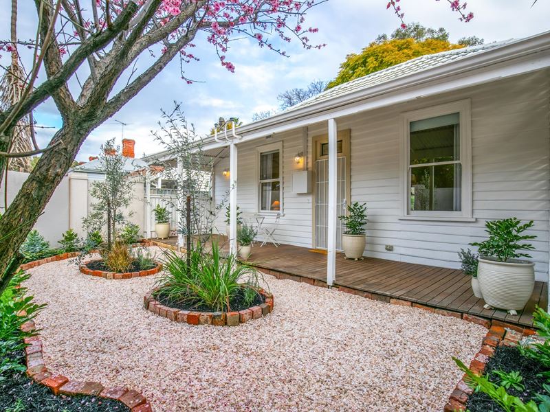 15 James Street, Guildford WA 6055