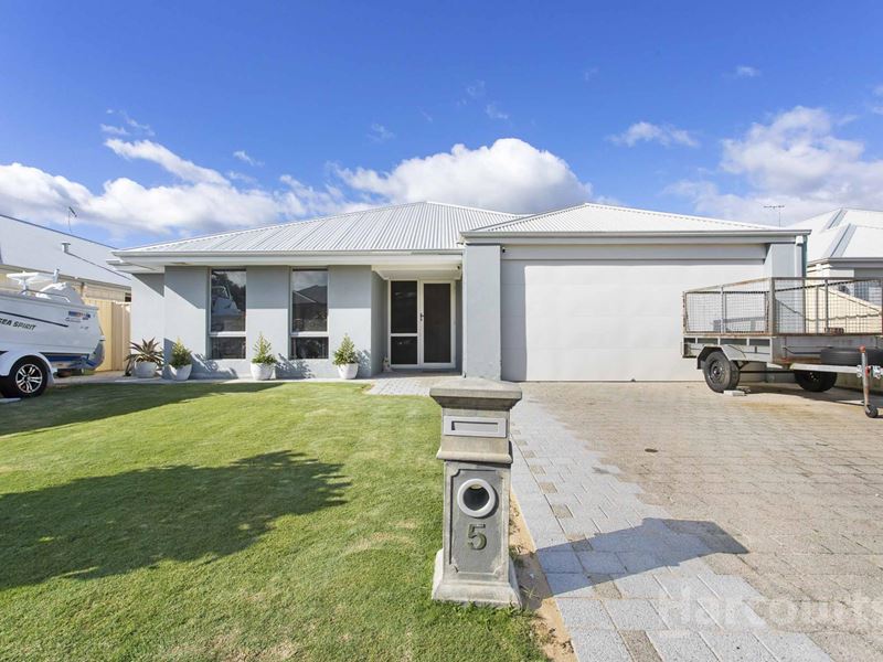 5 Arawatta Loop, Madora Bay WA 6210
