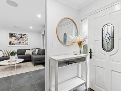12 MOOLANDA BOULEVARD, Kingsley WA 6026