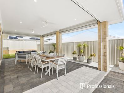 11 Pangolin Grove, Alkimos WA 6038