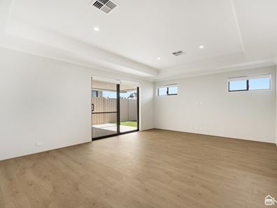 21 Whetstone Road, Haynes WA 6112