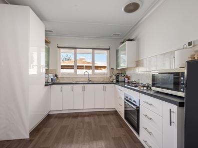24 Belgravia Place, South Kalgoorlie WA 6430