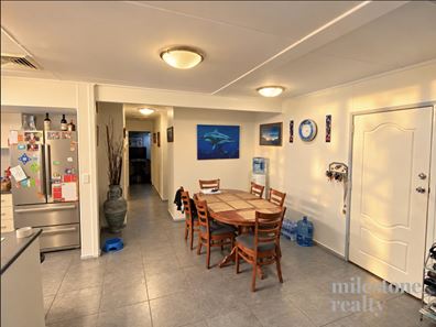 422 Hibiscus Street, Tom Price WA 6751
