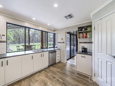 125 Tuart Grove Avenue, Lake Clifton WA 6215