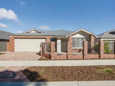 6 Birdie Grove, Yanchep WA 6035