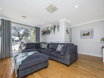 3 Malu Close, Ballajura WA 6066