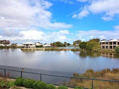 16 Cervantes Drive, Erskine WA 6210