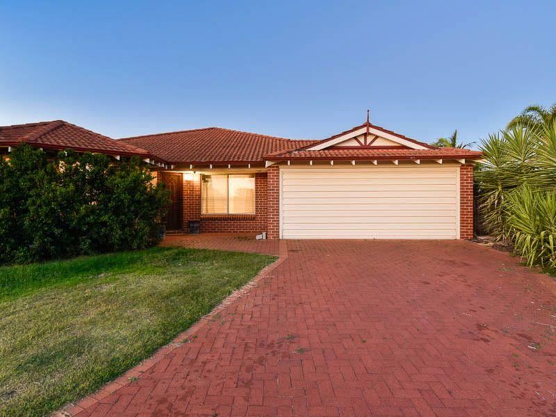 16 Turquoise Court, Forrestfield WA 6058