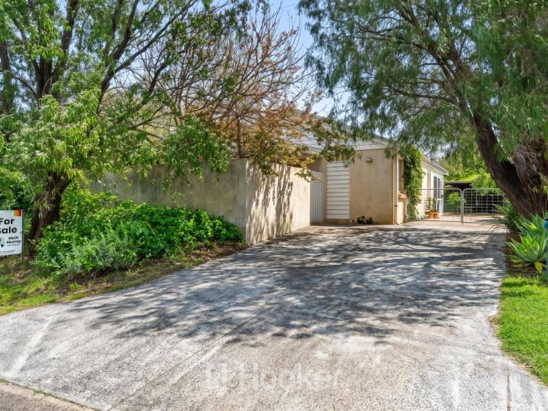 4 Larch Loop, Margaret River