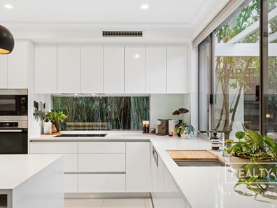 42 Teakwood Avenue, Woodlands WA 6018