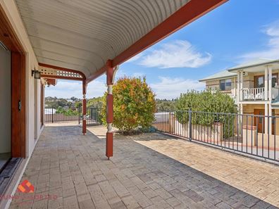 21 Pitts Lane, White Gum Valley WA 6162
