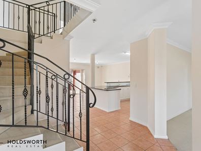 2/8 Fairfield Street, Mount Hawthorn WA 6016