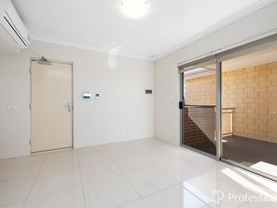 10/9-11 Henry Street, East Cannington WA 6107