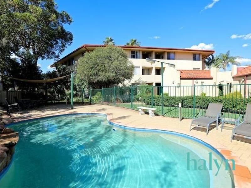 15W/24 Pearson Street, Churchlands WA 6018