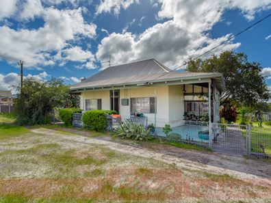 56 Venn Street, Collie WA 6225