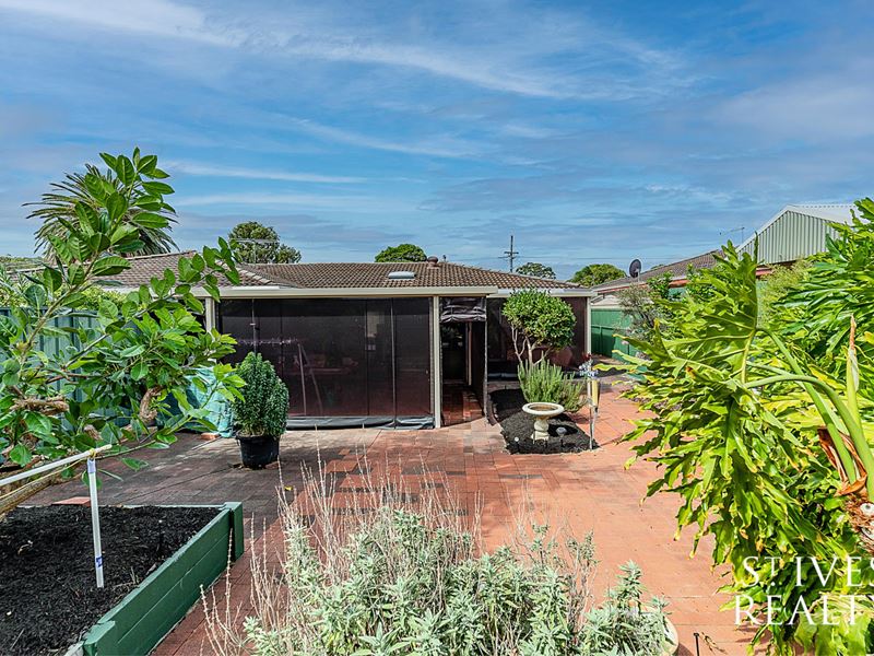 11A Copperwaite Road, Kardinya WA 6163