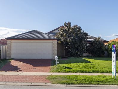 12 Kumarina Drive, Secret Harbour WA 6173