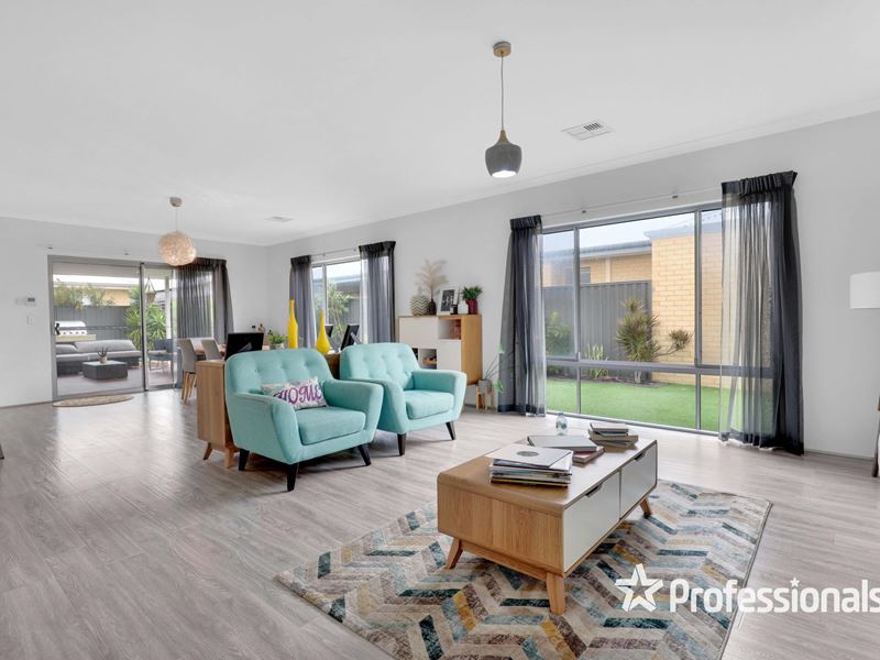 12 Escada Way, Piara Waters
