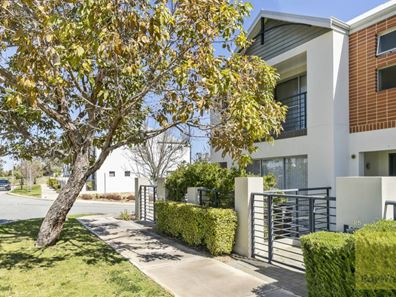 23 Ladera Drive, Clarkson WA 6030