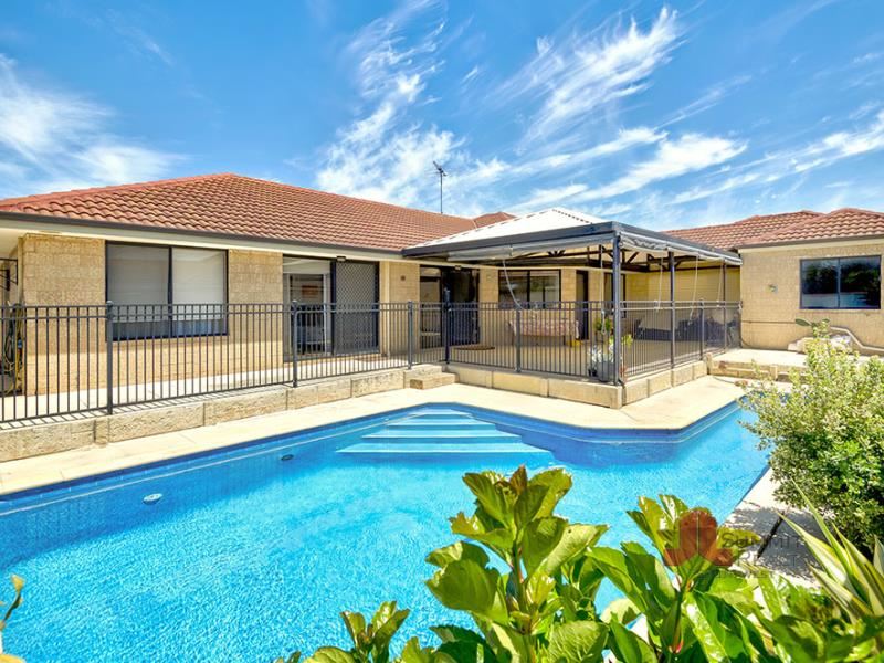 5 Pickworth Retreat, Pelican Point WA 6230