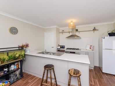 34 Doryanthes Avenue, Piara Waters WA 6112