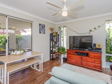 34 Doryanthes Avenue, Piara Waters WA 6112
