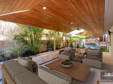 2 Contest Avenue, Falcon WA 6210