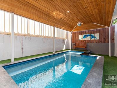 2 Contest Avenue, Falcon WA 6210