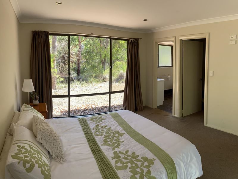 92 Dalton Way, Molloy Island