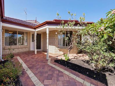 17 Catalpa Place, Falcon WA 6210