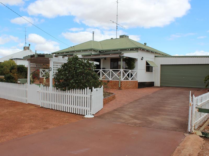 3 Sholl St, Northam