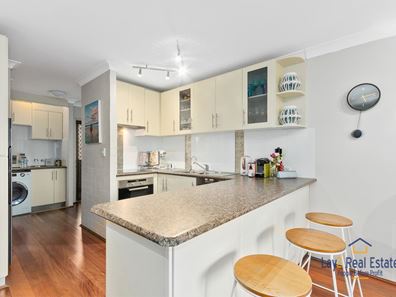 28/4 Manning Terrace, South Perth WA 6151