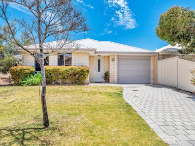78 Leisure Way, Halls Head WA 6210