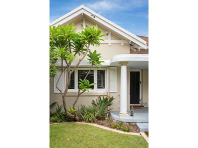 67 Hawkstone Street, Cottesloe WA 6011