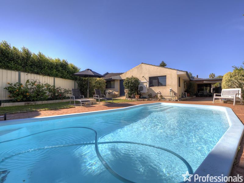 16 Pinebrook Gardens, Forrestfield