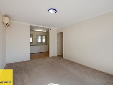 24A Pelham Way, Girrawheen WA 6064