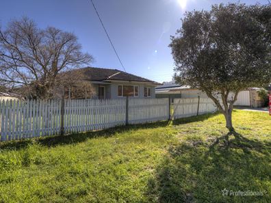 29 Bishop Road, Middle Swan WA 6056