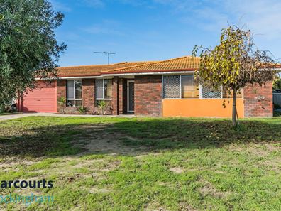 10 Raeside Crescent, Cooloongup WA 6168