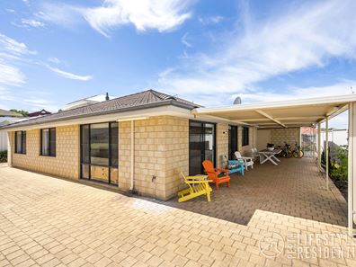 43 Weatherley Drive, Two Rocks WA 6037