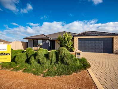 30 Neptune Corner, Glenfield WA 6532