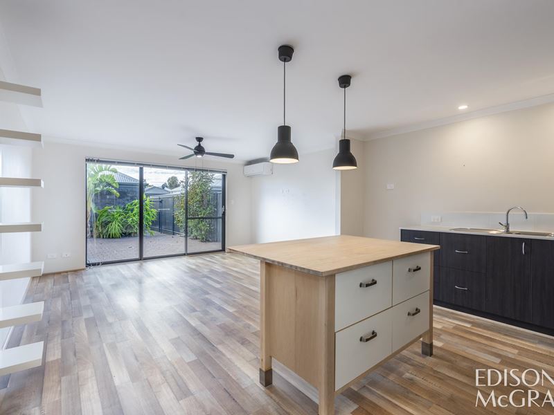 22 Biterax Elbow, Banksia Grove WA 6031